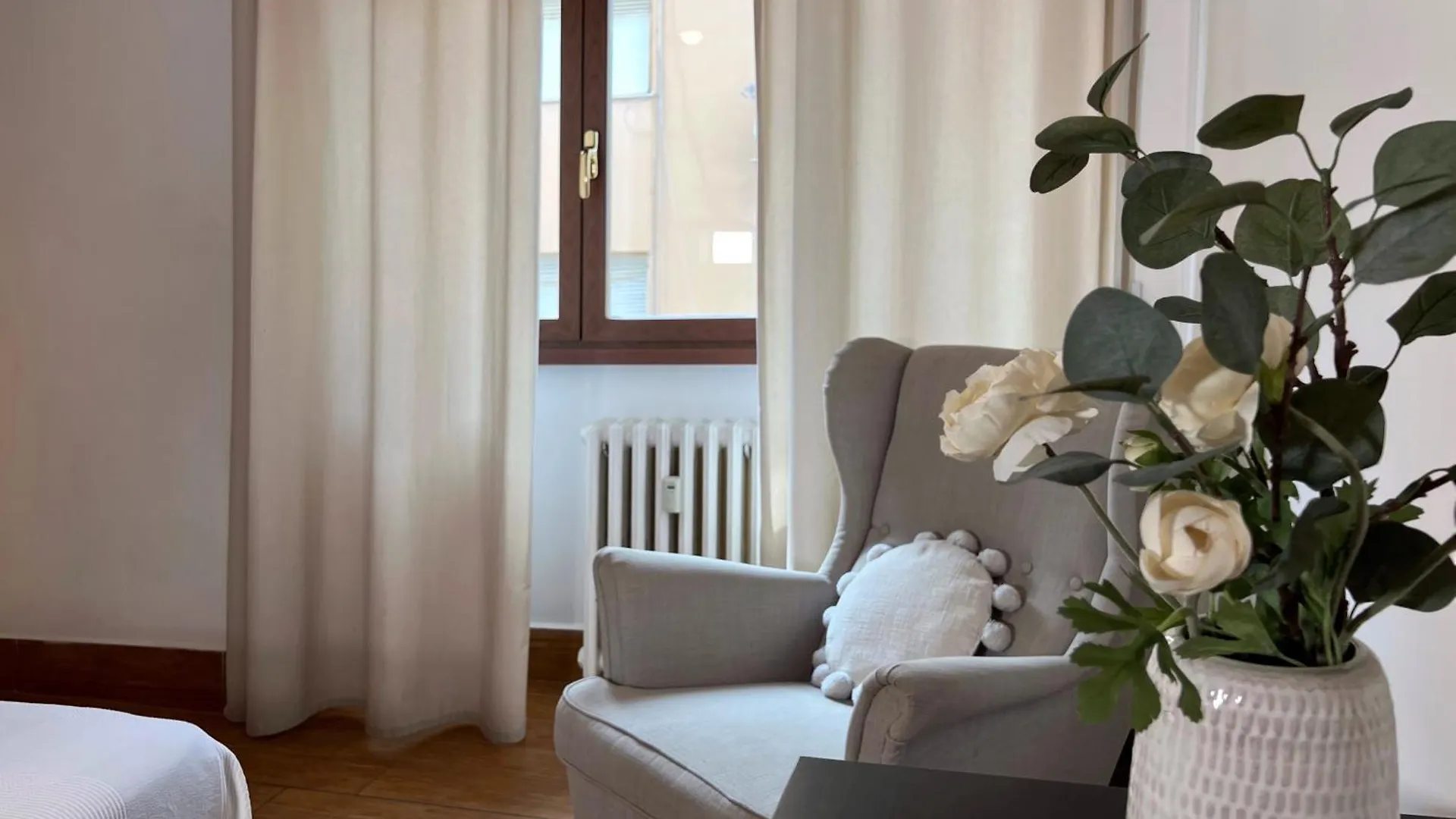 Fall In Love With Roma Vaticano location